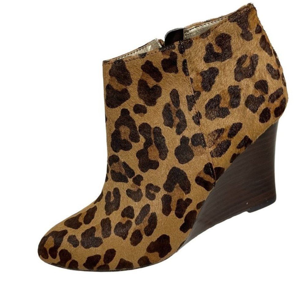 Adrienne Vittadini Sarah Womens Wedge Booties Real Calf Fur Leopard Print Size 6